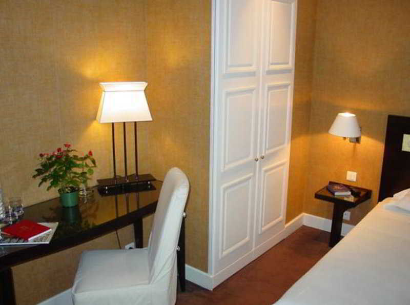Hotel De La Jatte Neuilly-sur-Seine Habitación foto